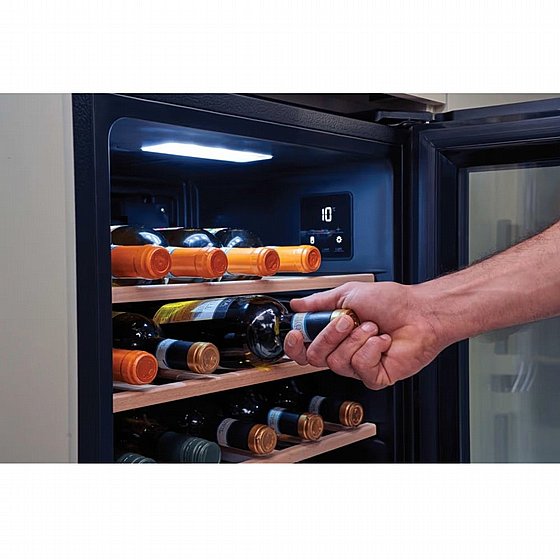 ���� ��� 2 ����� ����� - 56 ������� Candy ���� DiVino Wine Cooler CNWQ4G56G2 ����� ����� �����