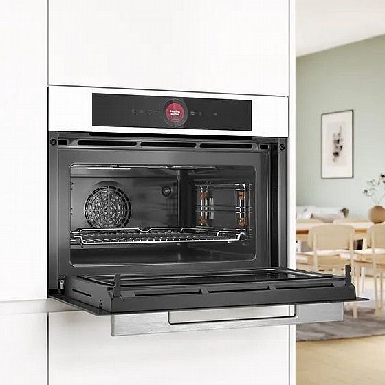 ���� ���� ����� ������� 45 ���� Bosch ��� Serie 8 CMG7241W1 ������ BSH